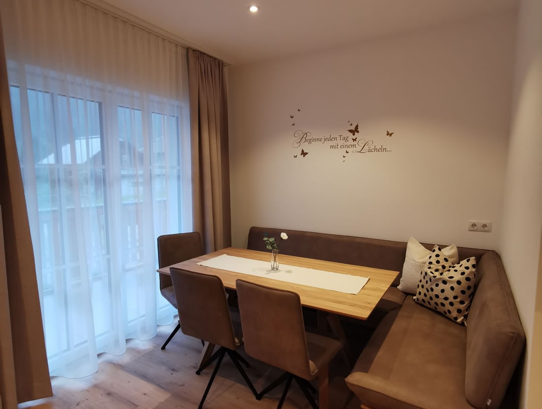 Essecke für 4 Personen